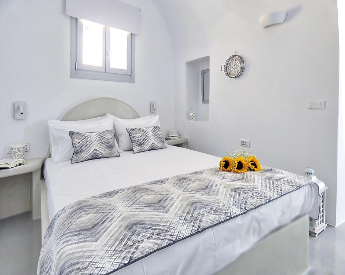 Golden Stone Santorini Suites Akrotiri  Exterior photo