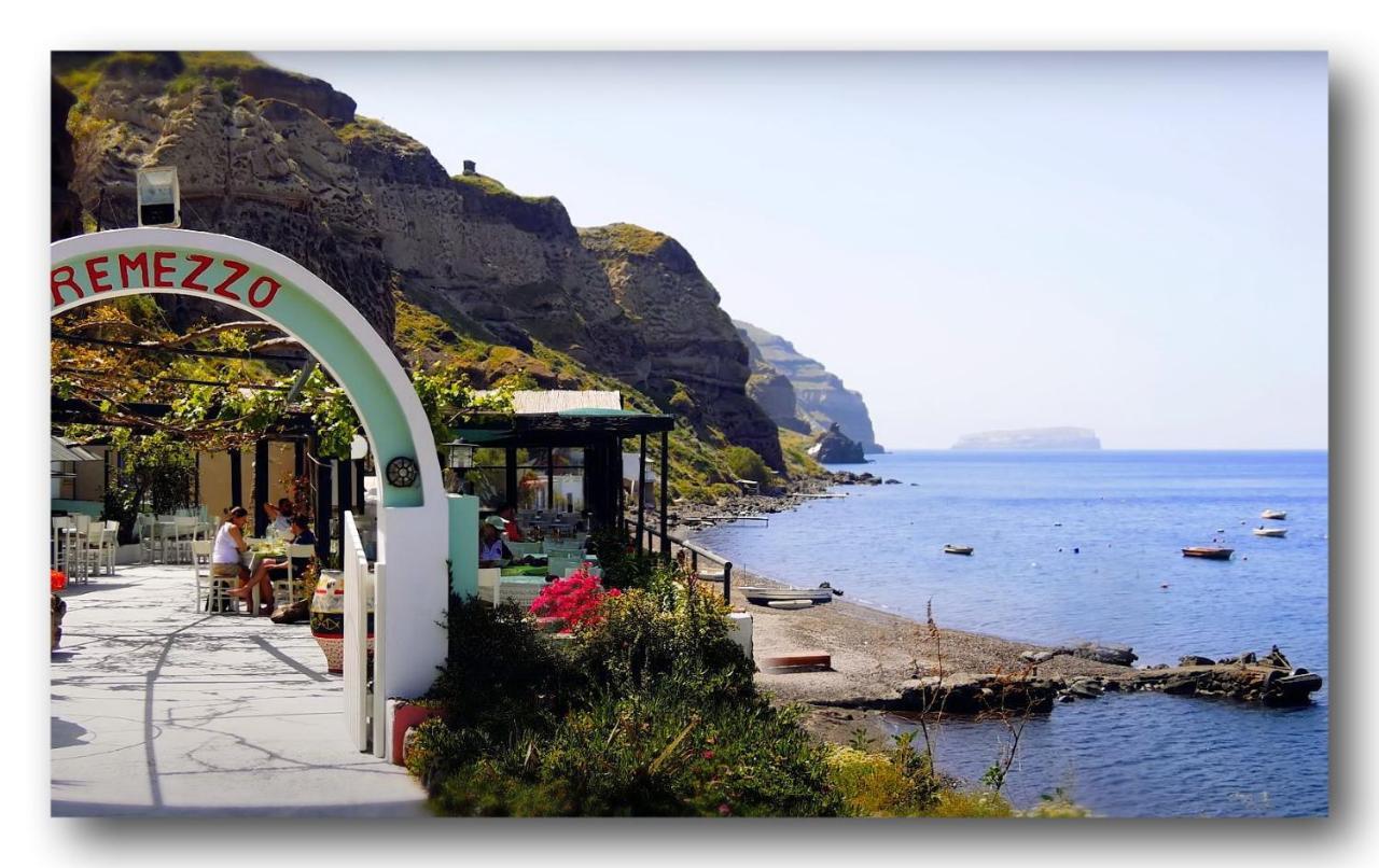 Golden Stone Santorini Suites Akrotiri  Exterior photo