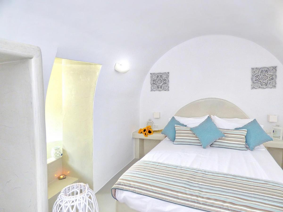 Golden Stone Santorini Suites Akrotiri  Exterior photo