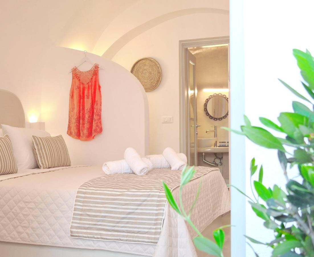 Golden Stone Santorini Suites Akrotiri  Exterior photo